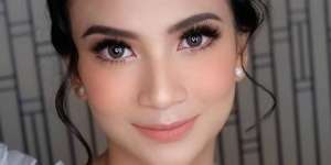 Bak Permaisuri, Pesona Vanessa Angel di Resepsi Pernikahan