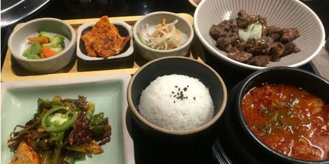 Menu Makan Siang Lengkap Khas Korea, Mari Manjakan Perut!