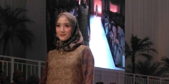 Kala Motif Timur Tengah Berpadu Nuansa Alam di Busana KAMI