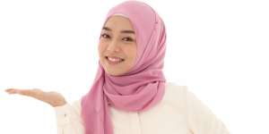 Trik Sederhana Membuat Base Makeup Flawless