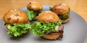 Cara Mudah Buat Smash Burger, Yummy!