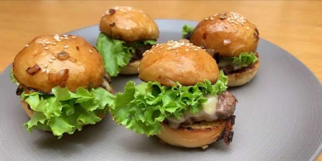 Cara Mudah Buat Smash Burger, Yummy!
