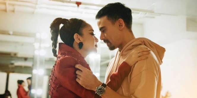 BCL Merasa Sedang Bermimpi Buruk, Tapi Nyata
