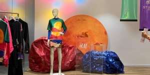 Spring Collection H&M Terinspirasi Pulau Kambing
