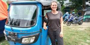 Kisah Warga Jerman Keliling Sulawesi Menaiki Bajaj