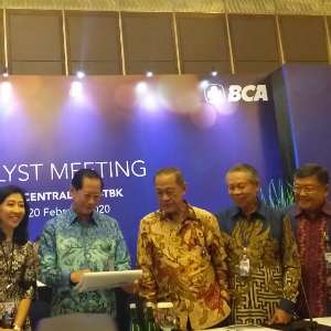 https://cdns.dream.co.id/resources/news/2020/02/20/129889/laba-bersih-bca-naik-105-persen-pada-2019-2002208_thumbnail.jpg?1582202008