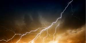 Pesepakbola U-16 Konawe Selatan Tewas Tersambar Petir Saat Bertanding