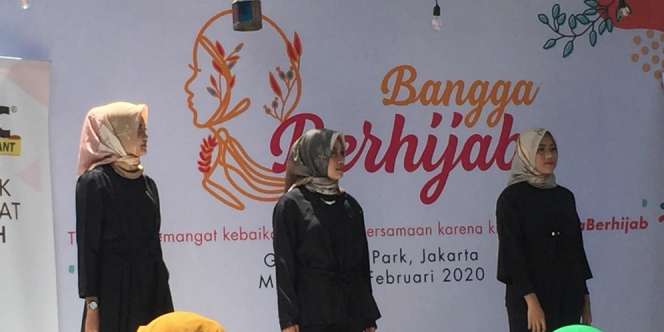 Menempa Kepercayaan Diri Hijaber Berjalan di Catwalk