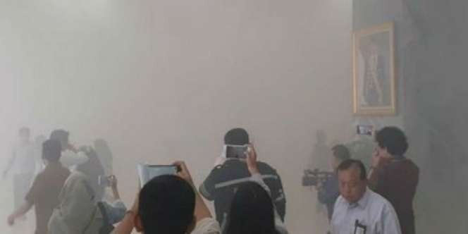 Gedung DPR Kebakaran, Muncul Asap Pekat di Nusantara III
