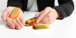 Harga Emas Cetak Rekor, 1 Gram Dijual Rp809 Ribu