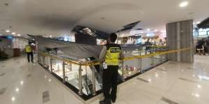 Video Atap Malioboro Mall Bocor, BPBD: Paralon Air Hujan Lepas