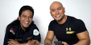 Diajak Renang Deddy Corbuzier, Gus Miftah: Jangan Bro, Entar Banyak Cewek Hamil