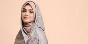 Cantiknya Vebby Palwinta Jadi Gadis India