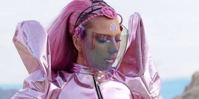 Lagi, Karya Rinaldy Yunardi Dipakai Lady Gaga