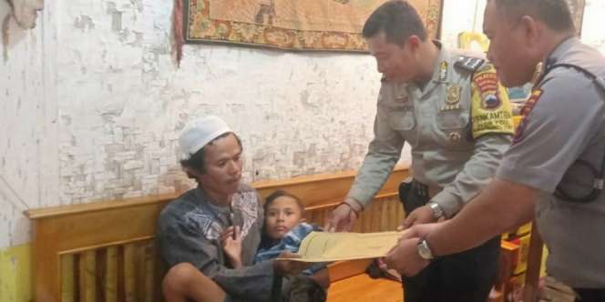 Derita Bocah Akhtar, Tinggal di Makam dan Utang Berobat Rp11 Juta