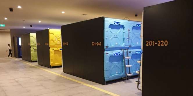 Nyamannya Hotel Kapsul Futuristik di Terminal 2 Bandara Soekarno-Hatta