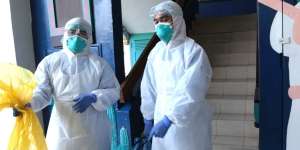 Sterilisasi Restoran Amigos Tempat WNI Diduga Tertular Corona