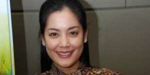 Selfie Bareng Bio One di Kamar Mandi, Wajah Lulu Tobing Jadi Sorotan