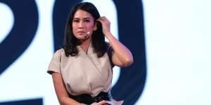 Joko Anwar dan Dian Sastro Blak-blakan Ulas Galaxy S20 Series