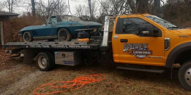 Harta Karun! Mobil Langka Ditemukan di Tumpukan Sampah