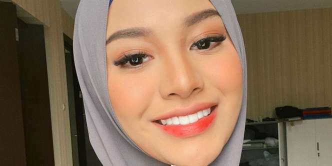 Masya Allah.. Aurel Hermansyah Berhijab