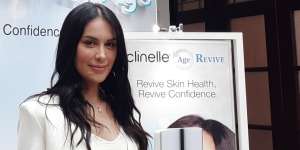Sophia Latjuba Foto Bareng Pevita Pearce, Netizen Singgung Ariel Noah