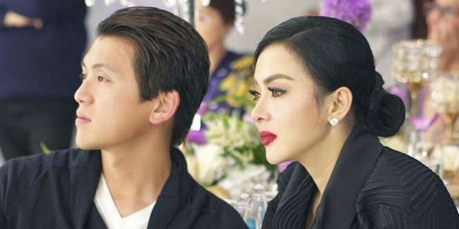 Sebut Tetesan Keringat Reino Barack Bentuk Huruf S, Syahrini Disindir Halu
