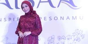 Trik Padu Padan Busana Hijab ala Meisya Siregar