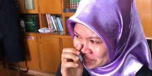 Sempat Ditentang Keluarga, Wanita Filipina Menangis Haru Usai Memeluk Islam