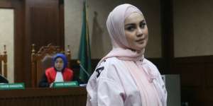 Jennifer Dunn Tak Mau Hijab Dikaitkan Isu Pelakor