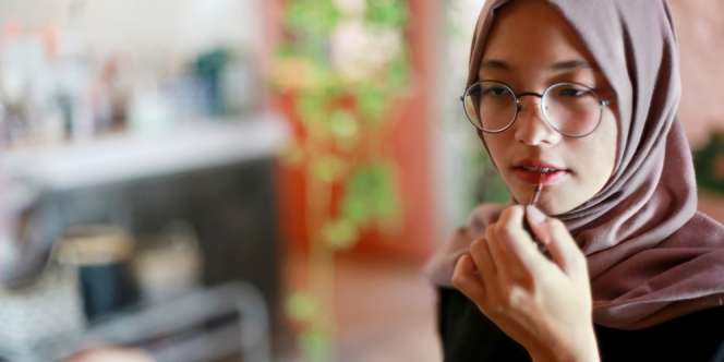 Tips Makeup Natural Buat yang Baru Belajar Dandan, Dijamin On Point!