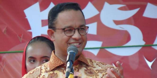 Anies Baswedan Imbau Warga Muslim DKI Waspada: Bawa Sajadah Sendiri