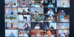 Penampakan Jokowi Pimpin Rapat Terbatas via Teleconference