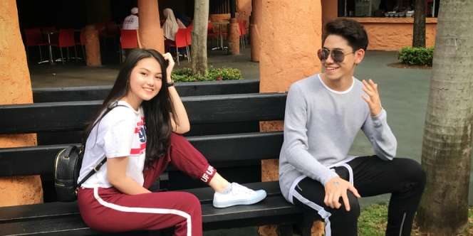 Heboh Foto Mesra Adik Verrel Bramasta dan Kekasih