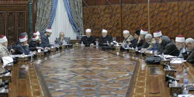 Fatwa Dewan Ulama Al Azhar: Sholat di Masjid Bisa Ditiadakan