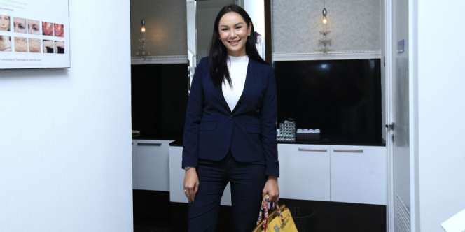 Unggah Kalimat Basmalah, Mantan Istri Digoda Deddy Dorbuzier