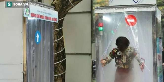Viral, Ruang Disinfektan di Vietnam Demi Cegah Penularan Covid-19
