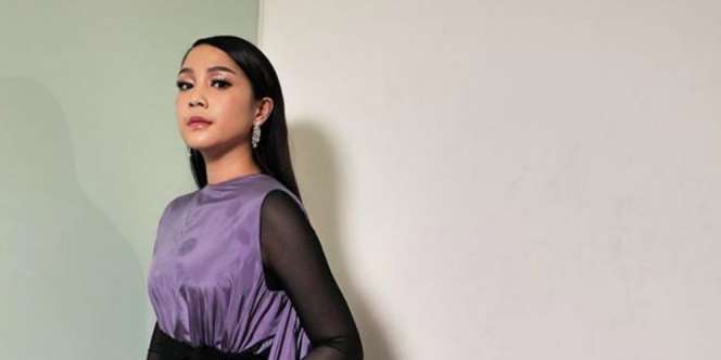 Nagita Pakai Dress Nyaris Rp50 Juta, Malah Dibilang Umbul-Umbul