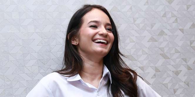 Enzy Storia Siap Tanggung Kebutuhan Hidup Keluarga Pasien Corona