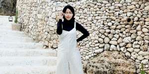 Bantu Perangi Corona, Ini 7 Gaya Sederhana Rachel Vennya 