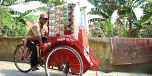 Marsudi dan Lantunan Ayat Alquran dari Becak Kopi