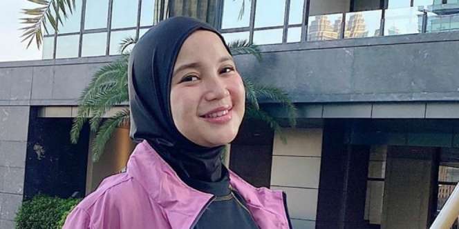 Gaya Bumil Sporty ala Chacha Frederica, Yuk Tiru!