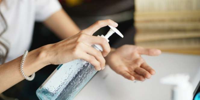 Ibu Hamil Tak Perlu Khawatir Saat Pakai Hand Sanitizer Beralkohol