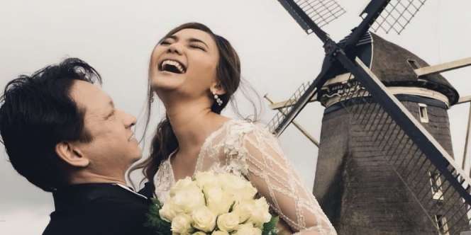 Suami Disindir Tak Punya Pekerjaan, Rina Nose Beri Jawaban Menohok