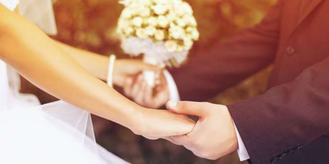 Polisi Setop Resepsi Nikah, 4 Bus Tamu Undangan Dicek Kesehatan