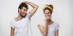 Tips Hilangkan Bau Badan ala Rumahan