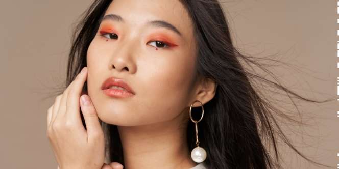5 Gaya Makeup Mata dengan Satu Palet Eyeshadow