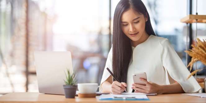 Work from Home, Ini Tips Tampil Segar Saat Video Conference