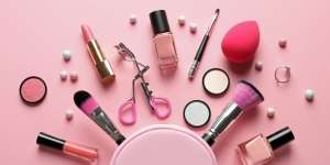 4 Hal yang Harus Dihindari Agar Makeup Bebas Bakteri