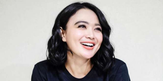 Bikin Geger, Wika Salim Endus Aroma Tubuh Verrell Bramasta